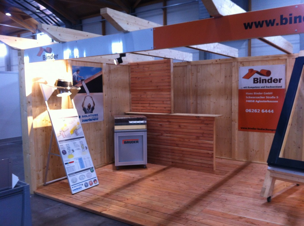 Stand002